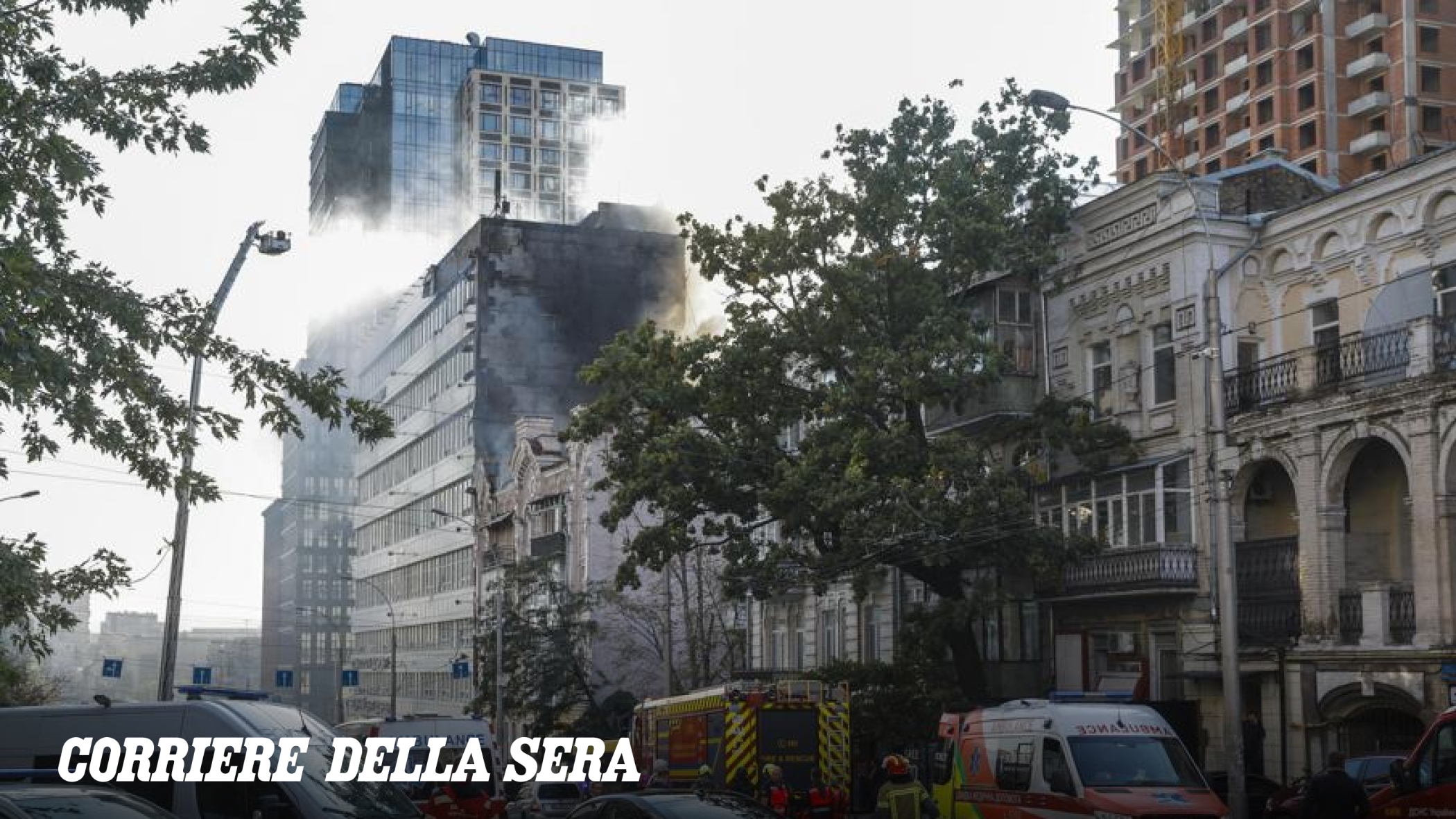 Forti esplosioni a Kiev: droni russi colpiscono la capitale ucraina e accademia delle scienze
