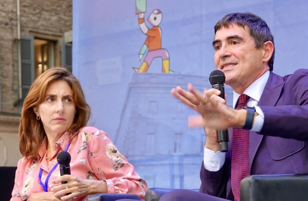 Fratoianni al Festival di Open: «Riconosceremo subito la Palestina e proponiamo la patrimoniale per 50mila super-ricchi»