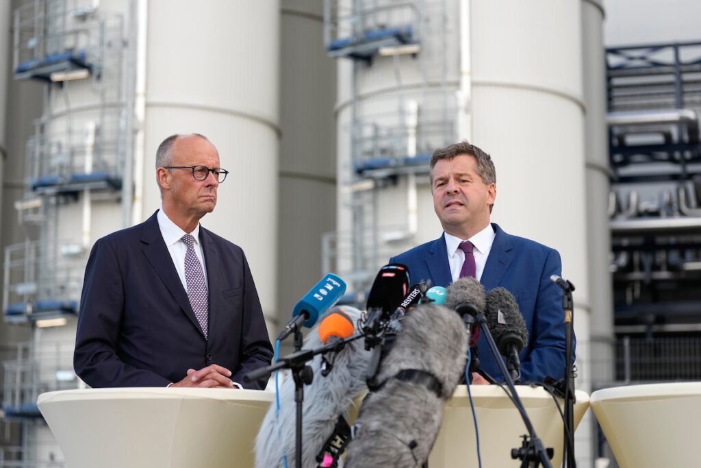 Friedrich Merz assente nella campagna elettorale in Sassonia-Anhalt, mentre l'AfD guadagna terreno
