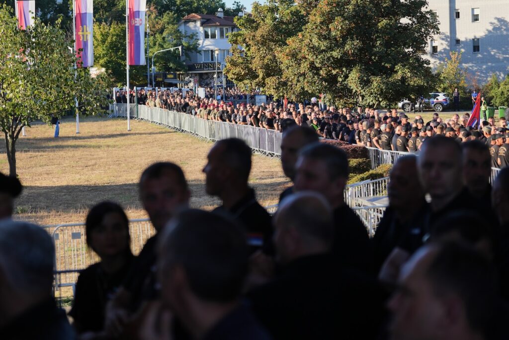 Funerali di stato per Ratko Mladić a Belgrado, nonostante le critiche dell'Unione Europea