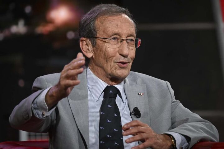 Gianfranco Fini critica Vannacci: «Non capisce nulla di politica, cerca solo visibilità», e sull'AfD: «Scomparirà tra due anni»