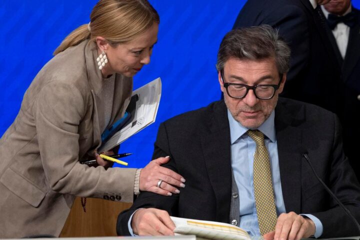 Giorgia Meloni presenta agenda fiscale a Bari: riduzione Irpef e detassazione tredicesima per il ceto medio