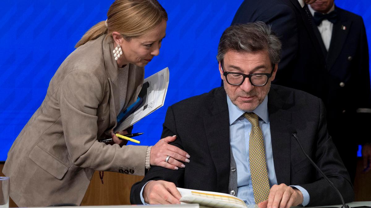 Giorgia Meloni presenta agenda fiscale a Bari: riduzione Irpef e detassazione tredicesima per il ceto medio