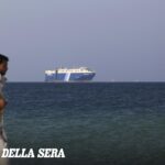 Gli Houthi lanciano un'offensiva a Bab el-Mandeb: la guerra si avvicina al Mar Rosso