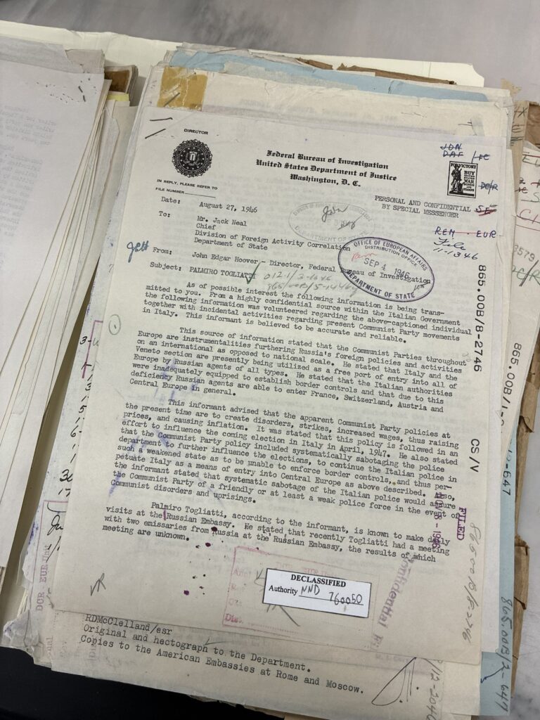 I documenti italiani negli Archivi Nazionali di Washington: Dulles e il destino di Mussolini