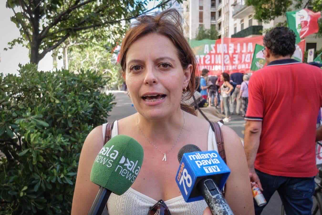 Il conto di Ilaria Salis pignorato per i risarcimenti ai collaboratori licenziati, spese legali non pagate