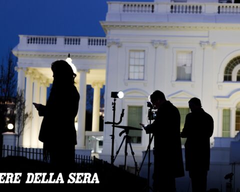 Il giornalista della Cnn avverte: «Il bando di Trump minaccia la libertà di stampa»