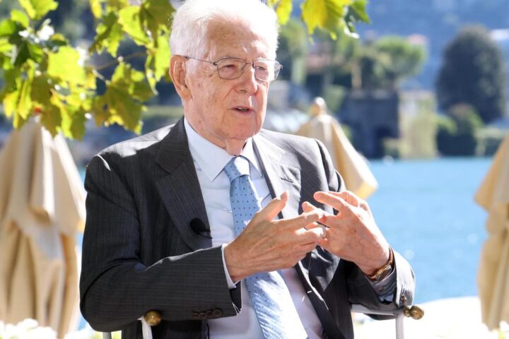 Il mistero del pranzo di Cernobbio: Monti cambia tavolo, il posto vuoto di Vannacci