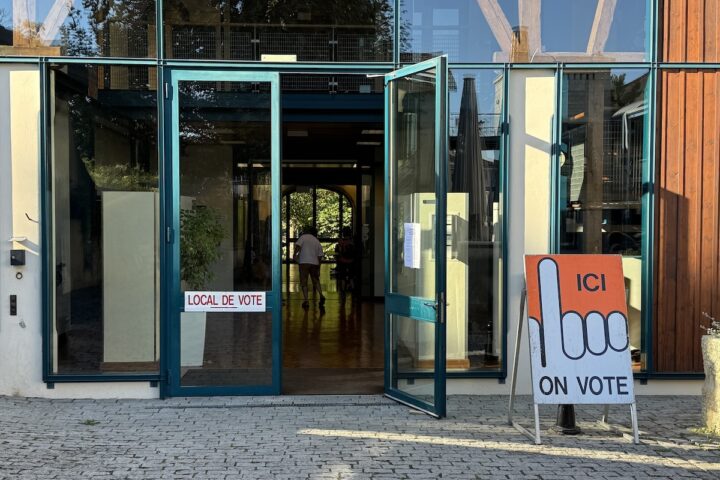 Il referendum svizzero per irrigidire le condizioni della neutralità respinto con il 70% di voti contrari