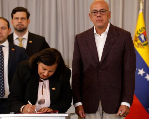 Il Venezuela rilascia 39 prigionieri politici dopo il secondo giro di colloqui tra governo e opposizioni