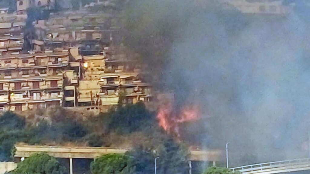 Incendio a Taormina, sindaco: “Situazione tragica, fuoco di natura dolosa”