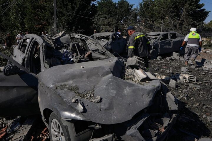 Israel lancia attacchi nel sud del Libano: almeno 12 morti, tra cui un operatore sanitario