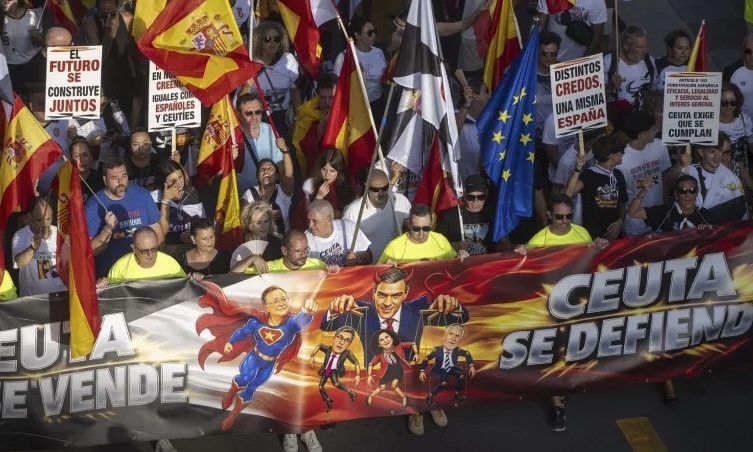 Juan Jesús Vivas Lara, leader di Ceuta da 25 anni, affronta crisi migratoria e sfide politiche