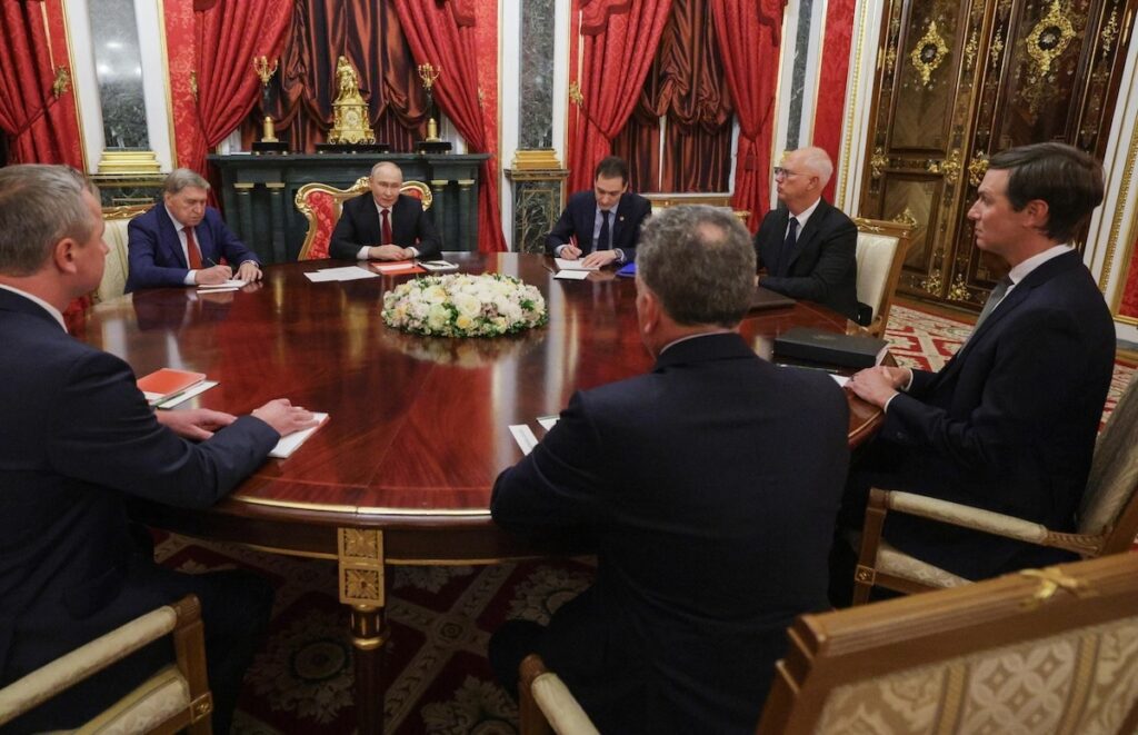 Kushner e Witkoff incontrano Putin a Mosca prima della visita a Kyiv