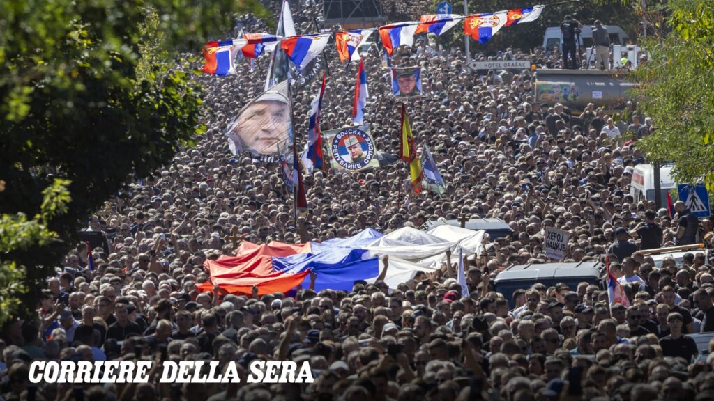 La Bosnia riduce il personale dell'ambasciata in Serbia dopo il funerale di Mladic
