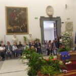La camera ardente di Emma Bonino in Campidoglio, con una bandiera dell'Europa sul feretro