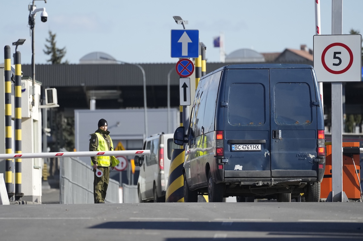 La Russia esegue due attacchi in Ucraina occidentale, vicino al confine con la Polonia