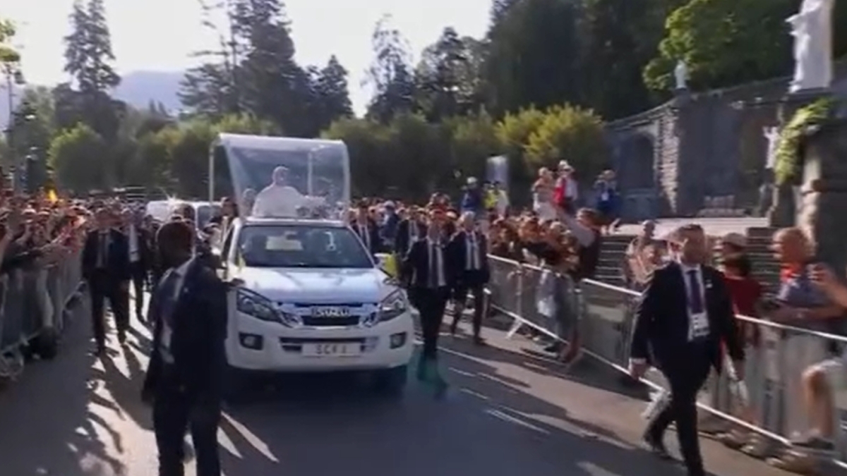 La visita di papa Leone XIV in Francia: messa a Lourdes e incontri significativi