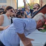 L'addio a Lorena Isceri: applausi e lacrime in un funerale carico di dolore a Squinzano