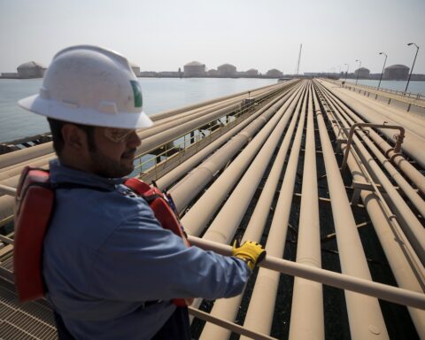 L'Arabia Saudita riapre l'oleodotto Est-Ovest con capacità ridotta dopo attacco di droni