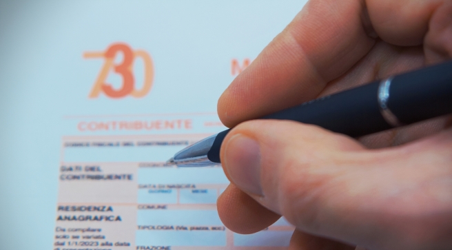 Leo: aliquota Irpef al 33% fino a 60mila euro, flat tax per giovani