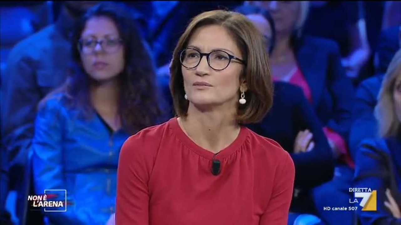 Mariastella Gelmini accusa Vannacci di sessismo e mancanza di rispetto per le donne