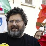 Mario Adinolfi in carcere per violazione del divieto di usare i social media