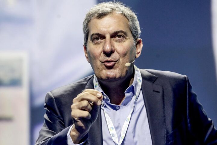 Mario Calabresi si prepara a lasciare Chora Media per candidarsi a sindaco di Milano