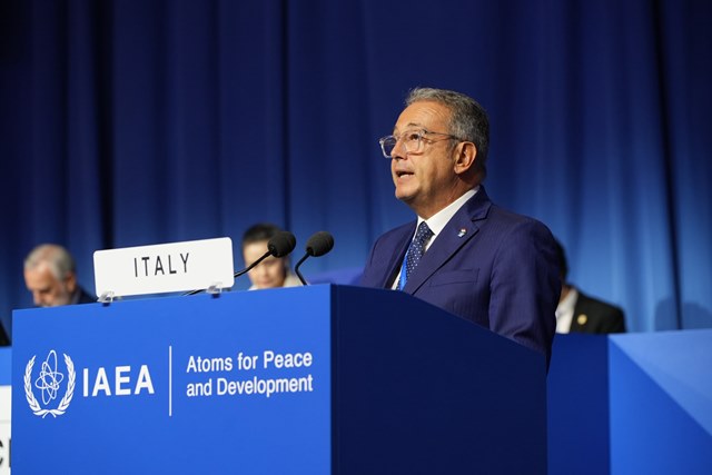 Massimo Dell’Utri guida la delegazione italiana alla 70ª Conferenza Generale dell'AIEA a Vienna