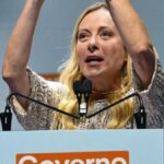 Meloni celebra i successi del governo a Bari con un discorso energico