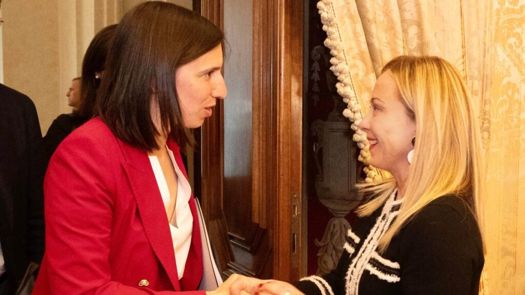 Meloni e Schlein avviano un dialogo, ma gli alleati complicano la collaborazione
