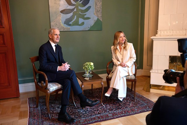 Meloni incontra Støre a Oslo: rafforzata la cooperazione strategica tra Italia e Norvegia