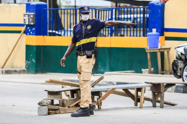 Morte di 37 sospetti minatori illegali in custodia in Nigeria, indagini avviate