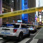 New York, a Times Square donna accoltella due persone e viene uccisa dalla polizia