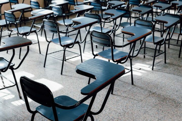 Oltre 31mila adulti in attesa di corsi di italiano: mancano aule e docenti, denuncia dei Cpia