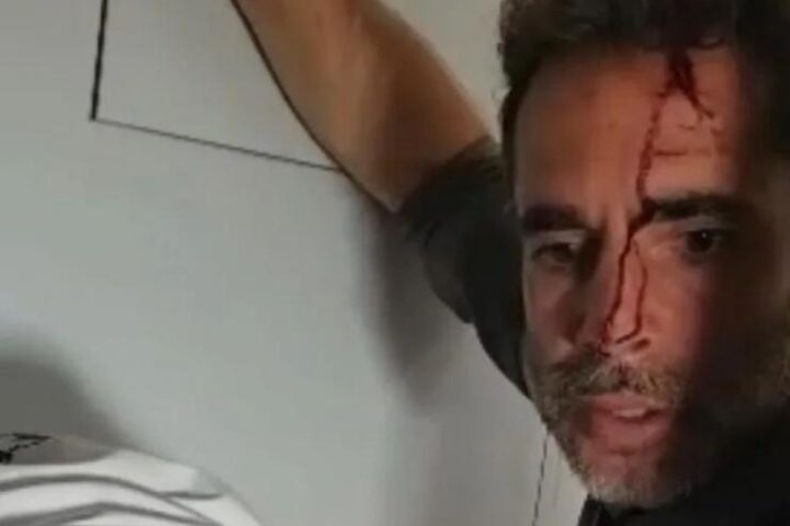 Panico a bordo del volo FlyDubai: un aggressore accoltella il pilota, salvati dai passeggeri