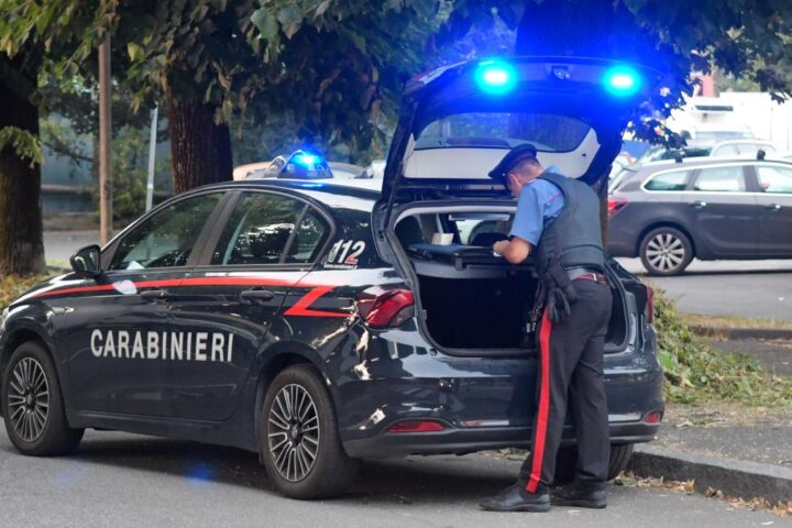 Proprietario di cascinale uccide un rapinatore durante tentativo di furto a Baldissero d'Alba