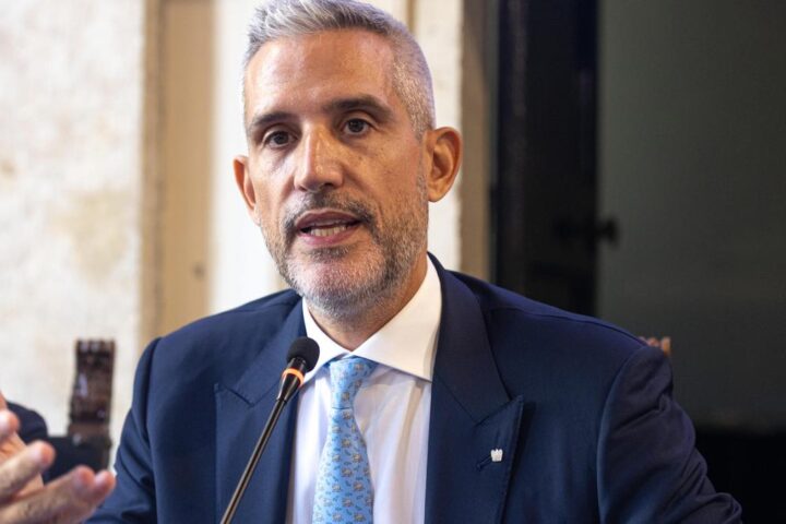 Rinvio della sugar tax: a Roma si discute della sua abolizione con Assobibe e i partiti politici