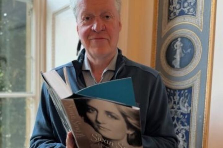 Rubate quattro copie del memoir di Charles Spencer, fratello di Diana, in Olanda