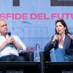 Schlein al Festival di Open: «Sostenere l'Ucraina è giusto fino a una pace equa. Meloni chiarisca la data delle elezioni»