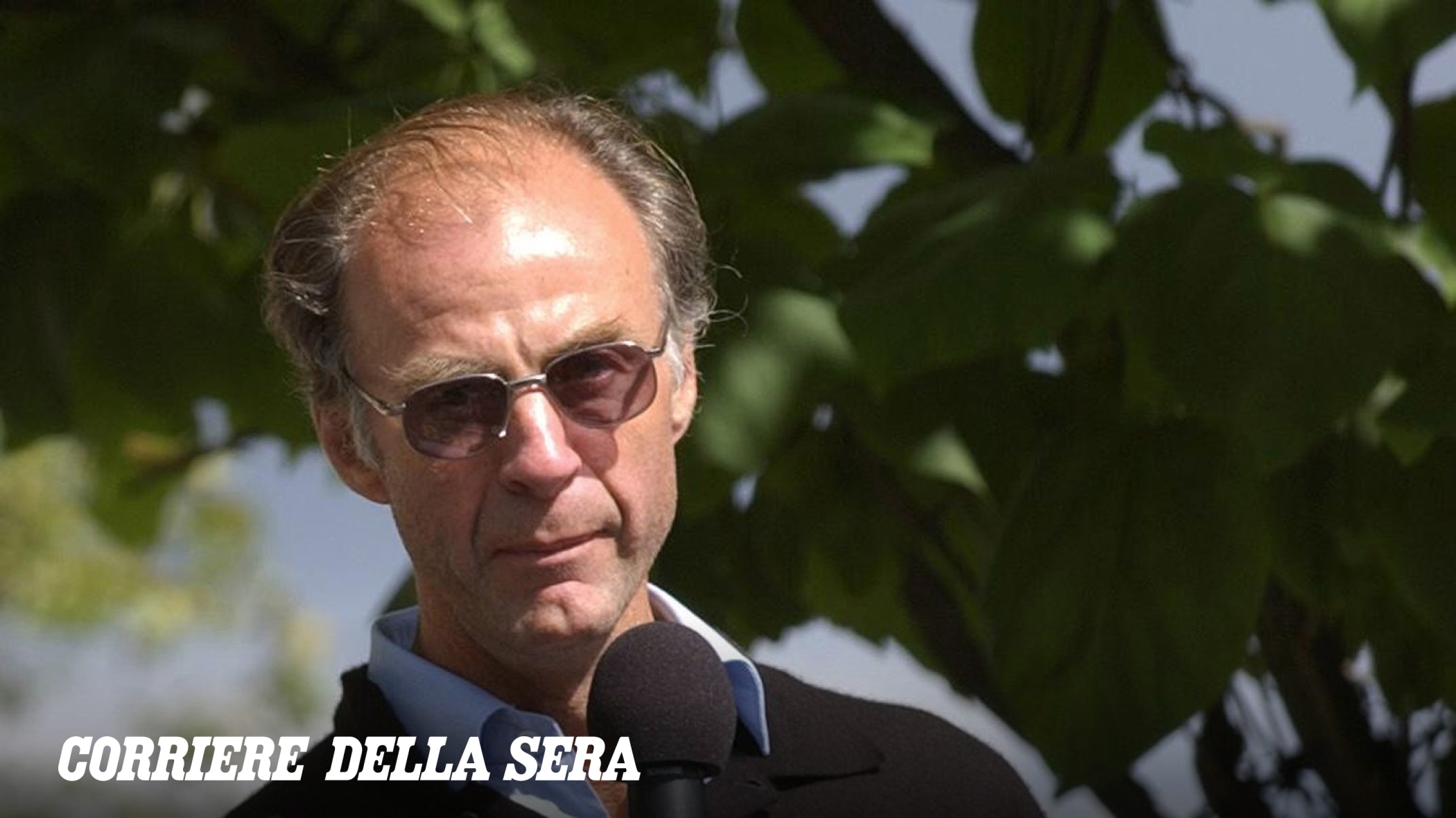 Sir Ranulph Fiennes vive isolato in casa di cura, la moglie limita le visite e lo tiene segreto