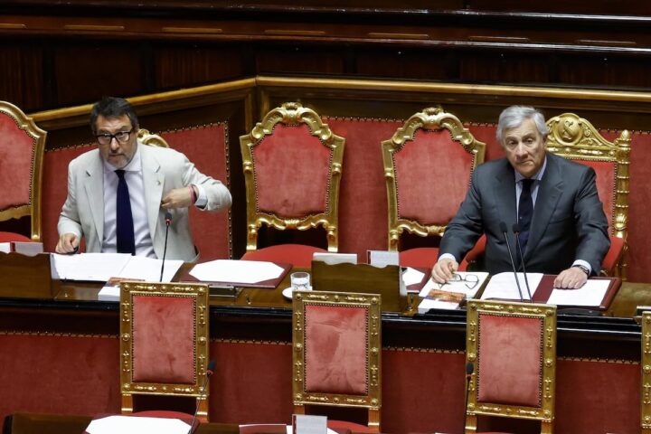 Tajani avverte: possibile influenza russa sulle elezioni italiane, Salvini esprime preoccupazione per ansia antirussa