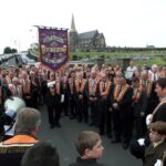 Tensioni a Portadown per la marcia protestante dell'Orange Order in una zona cattolica