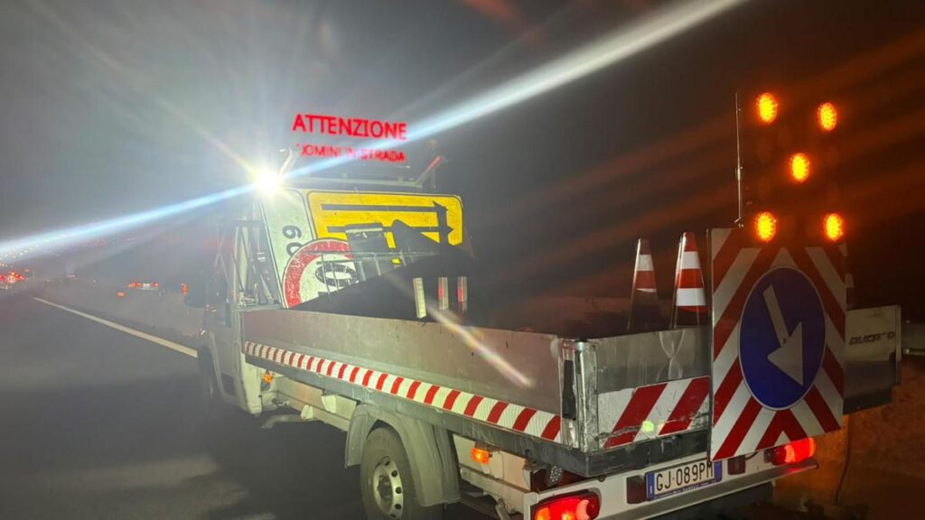 Tragedia sulla A14: operaio Ruslan Railean muore travolto, richiesta di maggiore sicurezza nei cantieri