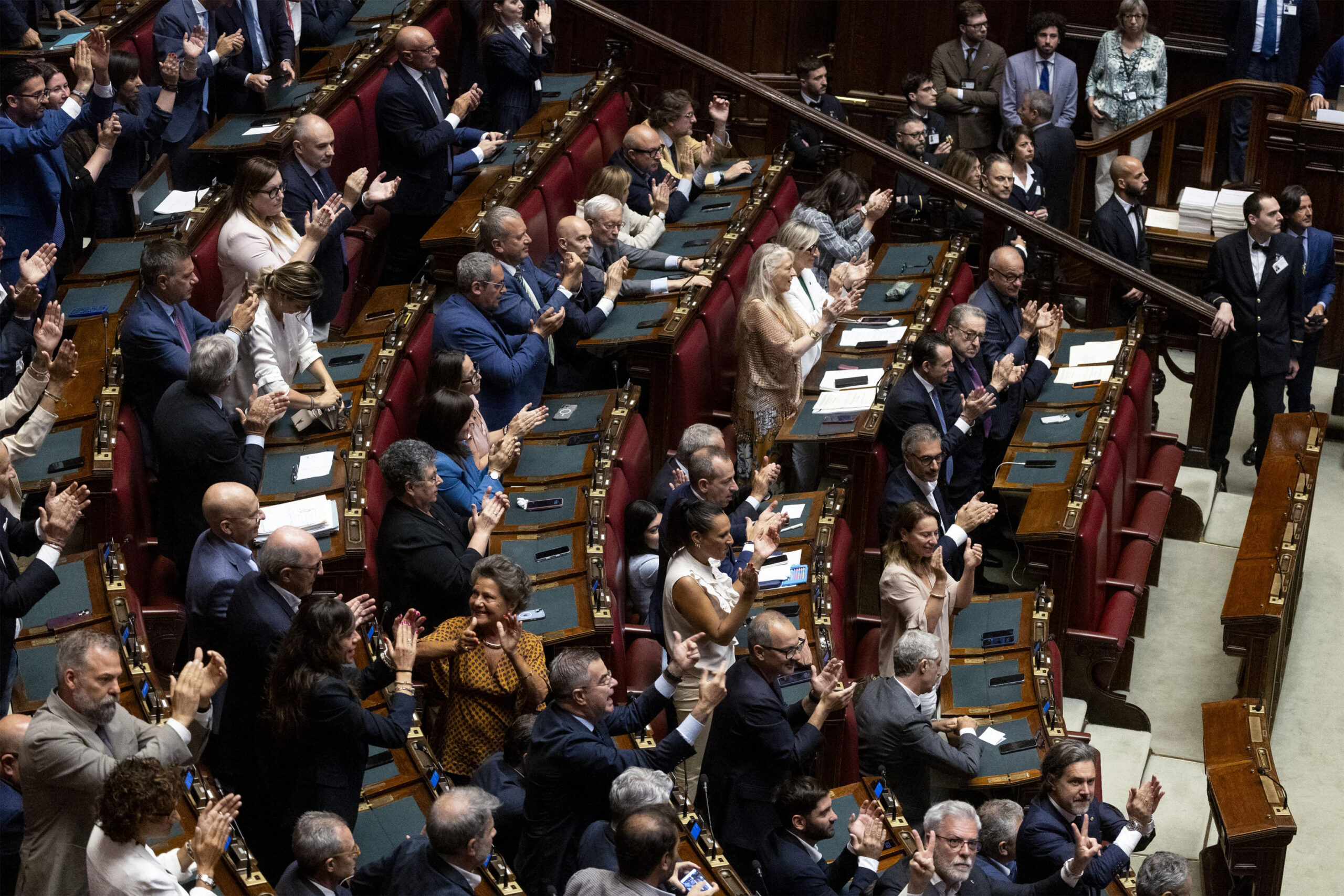 Trattativa sulla legge elettorale: divisioni nella maggioranza su ballottaggio e premio di governabilità