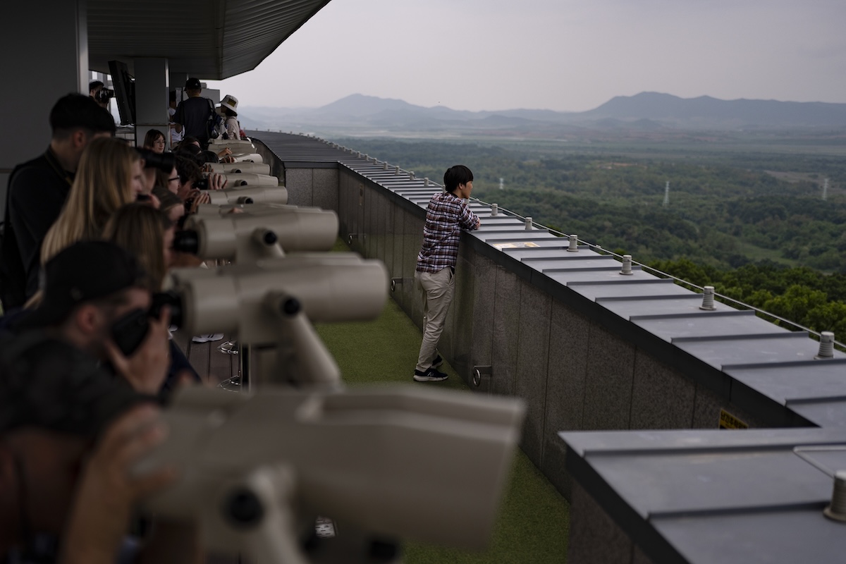 Tre soldati sudcoreani feriti da esplosione di mina nella Zona Demilitarizzata al confine con la Corea del Nord