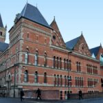 Un uomo ammette di aver drogato e stuprato la moglie per oltre vent'anni a Manchester