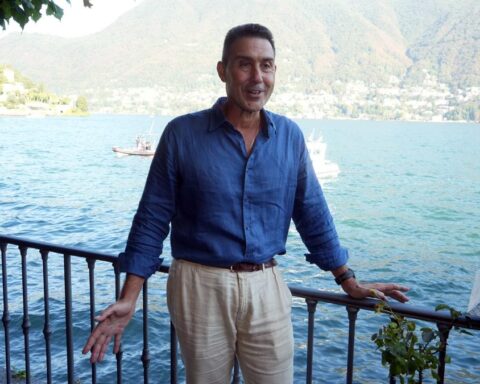 Vannacci a Cernobbio: il generale anticipa l'arrivo e supera Forza Italia nei sondaggi
