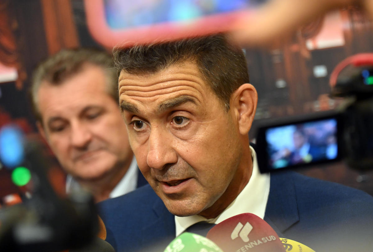 Vannacci: «Ascoltare il battito del feto prima dell'aborto è giusto» e apre a Meloni per il Quirinale