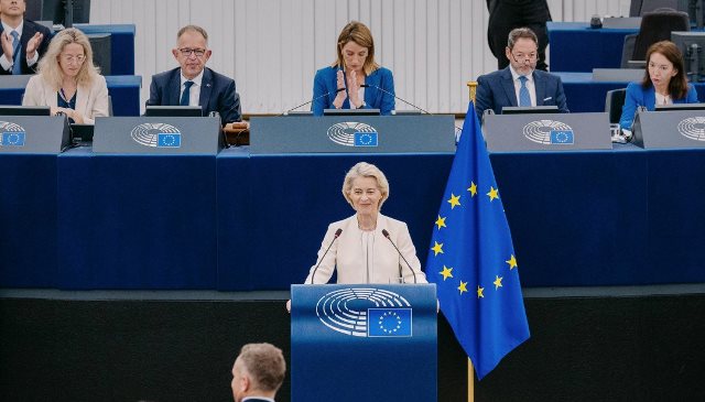 Von der Leyen: Europa sotto attacco ma pronta a difendersi con determinazione